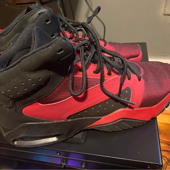 Jordan’s - Picture 1 of 3